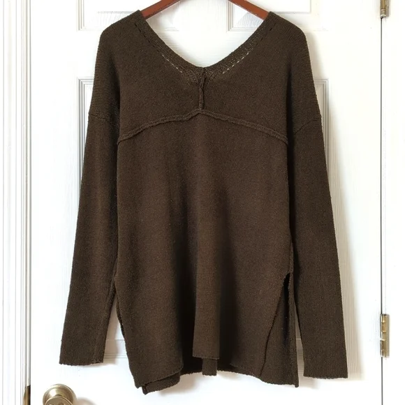 ASTR The Label Classic Knit Oversized Lace Up V-neck Peasant Sweater Dark Olive - Picture 11 of 12